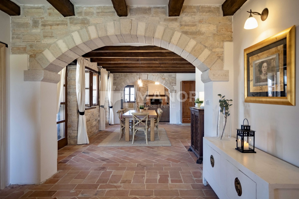 Istria, Sv. Lovreč - Villa in pietra autentica istriana