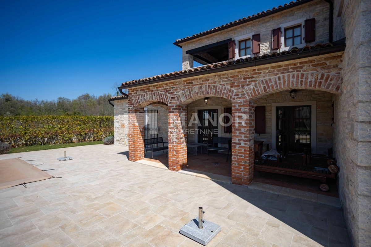 Istria, Sv. Lovreč - Villa in pietra autentica istriana