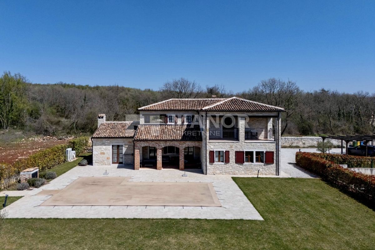 Istria, Sv. Lovreč - Villa in pietra autentica istriana