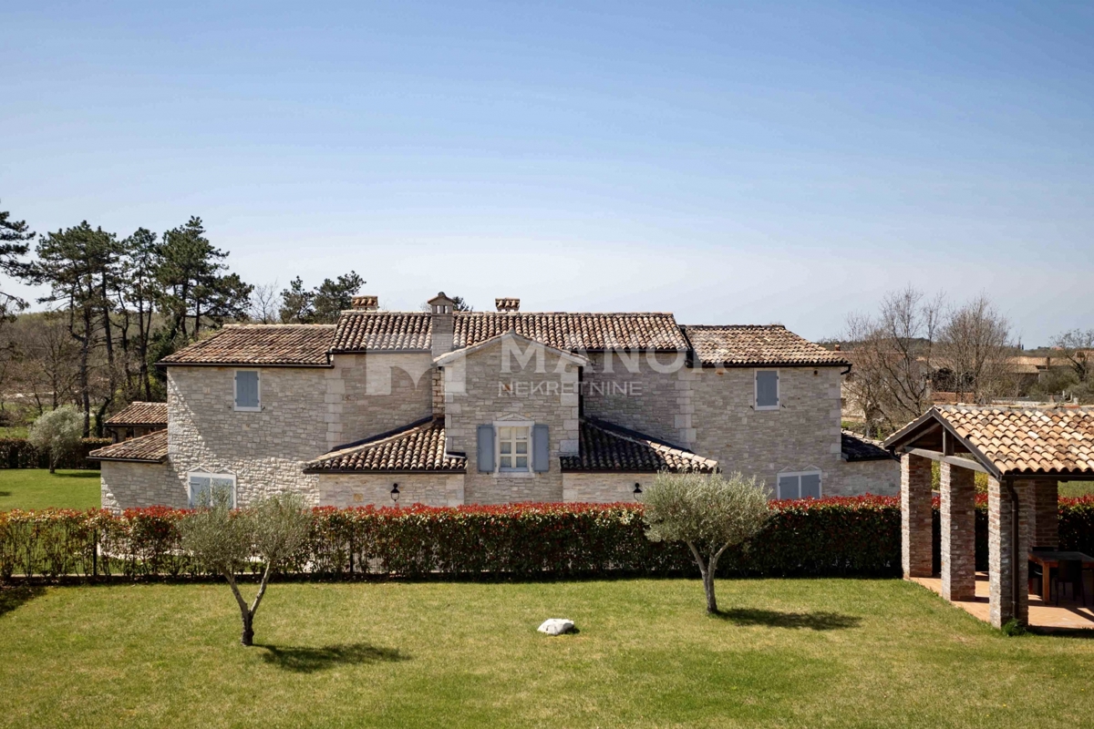 Istria, Sv. Lovreč - Villa in pietra autentica istriana