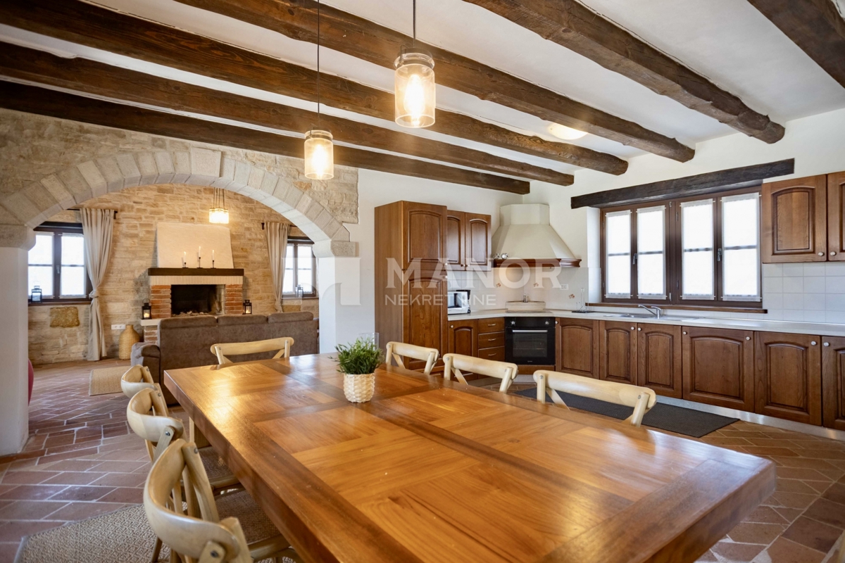 Istria, Sv. Lovreč - Villa in pietra autentica istriana