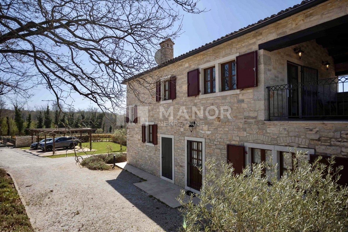 Istria, Sv. Lovreč - Villa in pietra autentica istriana