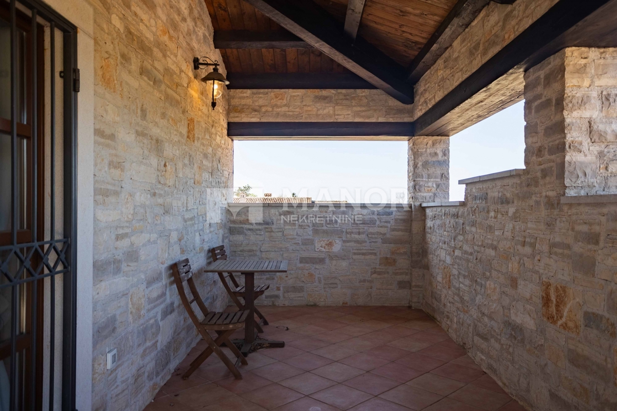 Istria, Sv. Lovreč - Villa in pietra autentica istriana