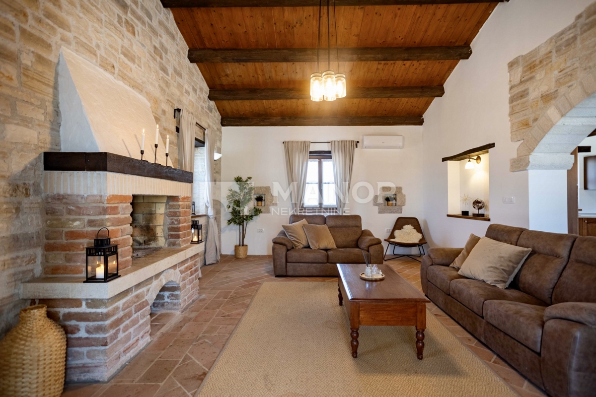 Istria, Sv. Lovreč - Villa in pietra autentica istriana