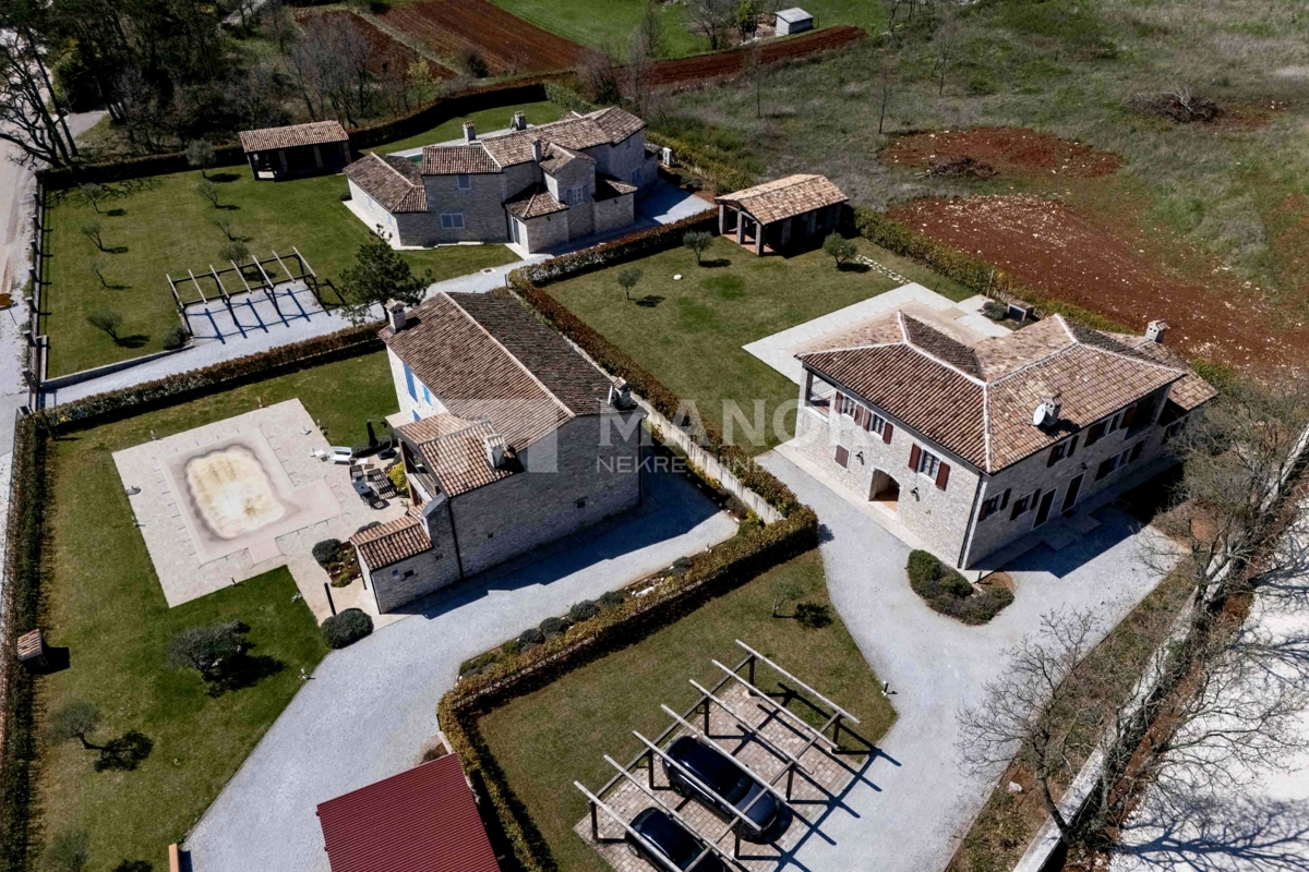 Istria, Sv. Lovreč - Villa in pietra autentica istriana