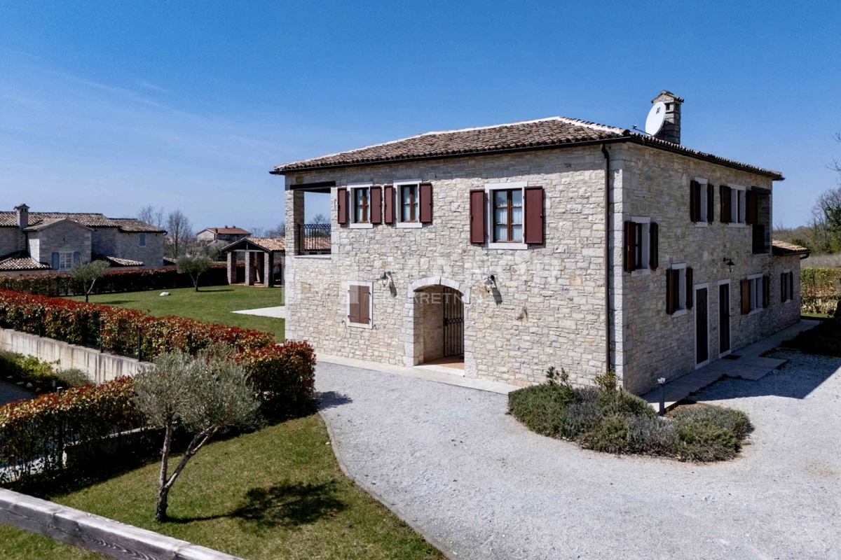 Istria, Sv. Lovreč - Villa in pietra autentica istriana