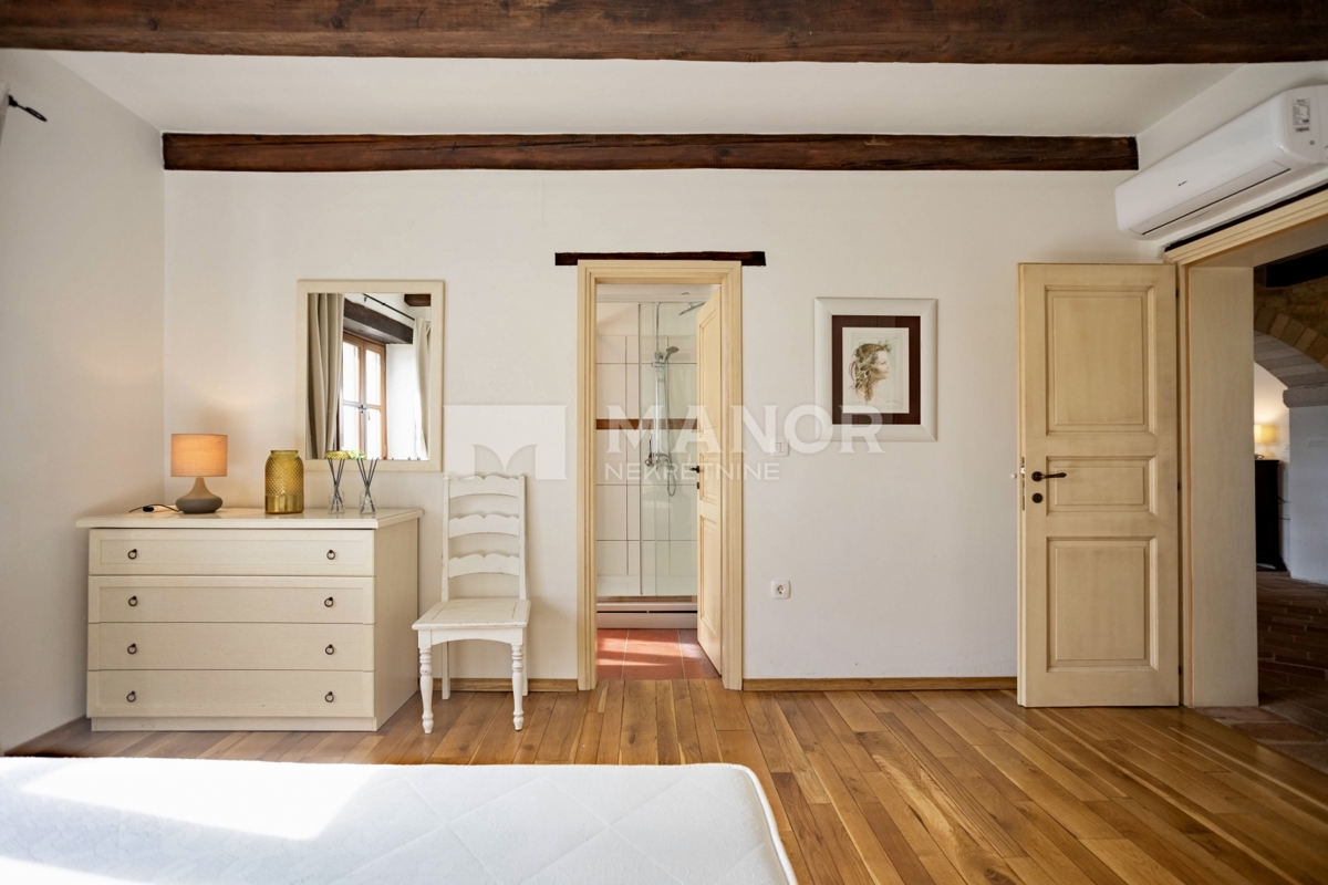 Istria, Sv. Lovreč - Villa in pietra autentica istriana