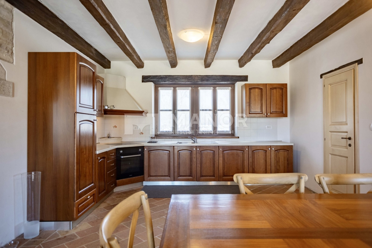 Istria, Sv. Lovreč - Villa in pietra autentica istriana