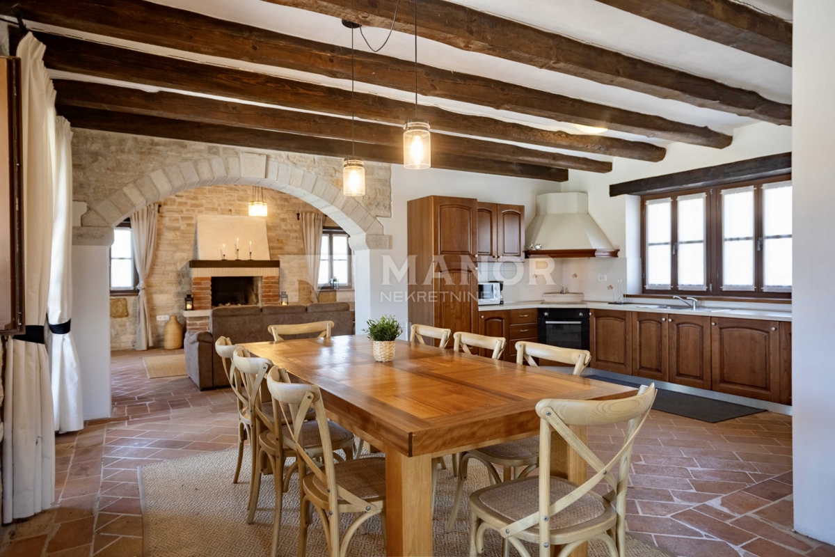 Istria, Sv. Lovreč - Villa in pietra autentica istriana