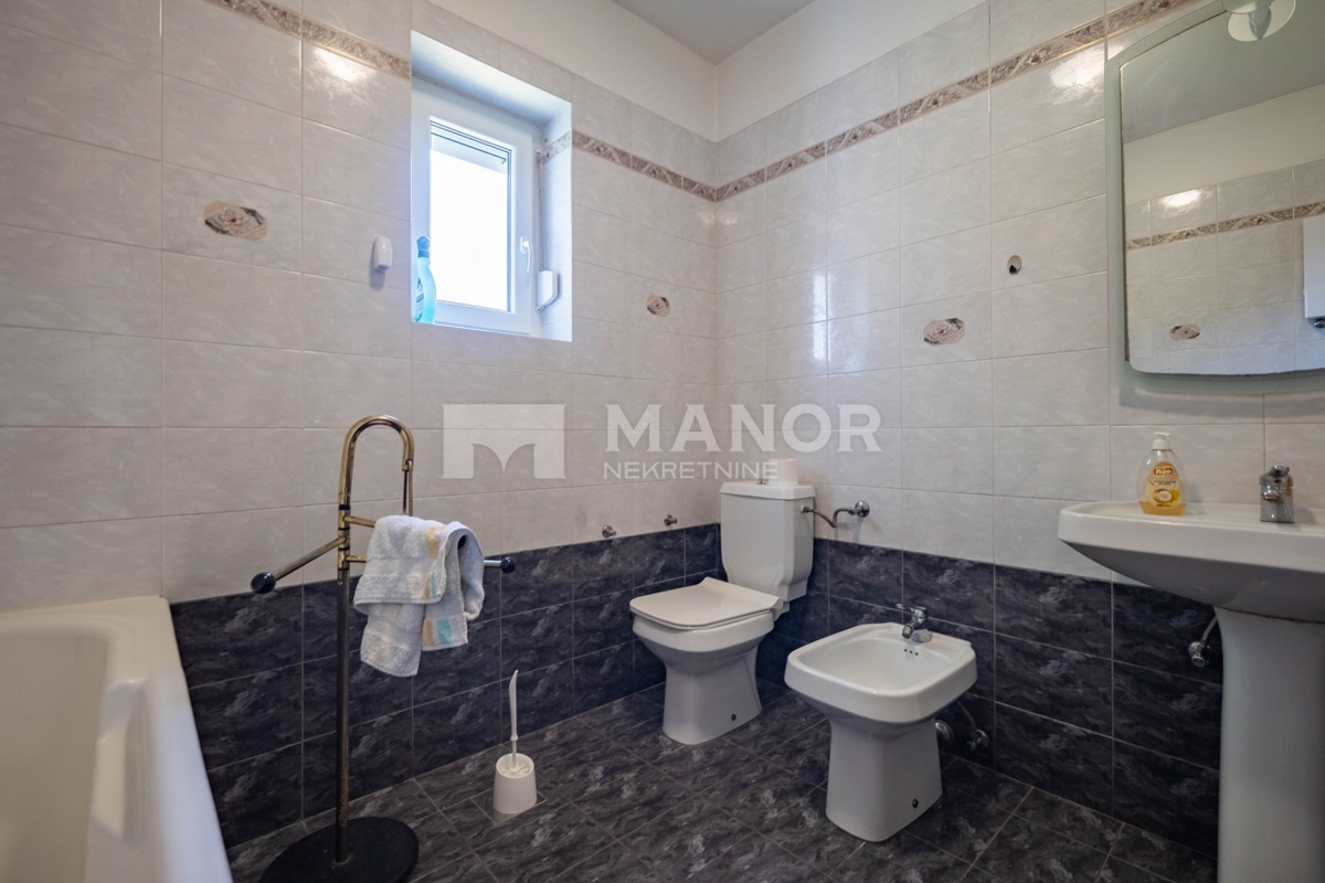 Appartamento Kostrena Sveta Lucija, Kostrena, 108m2