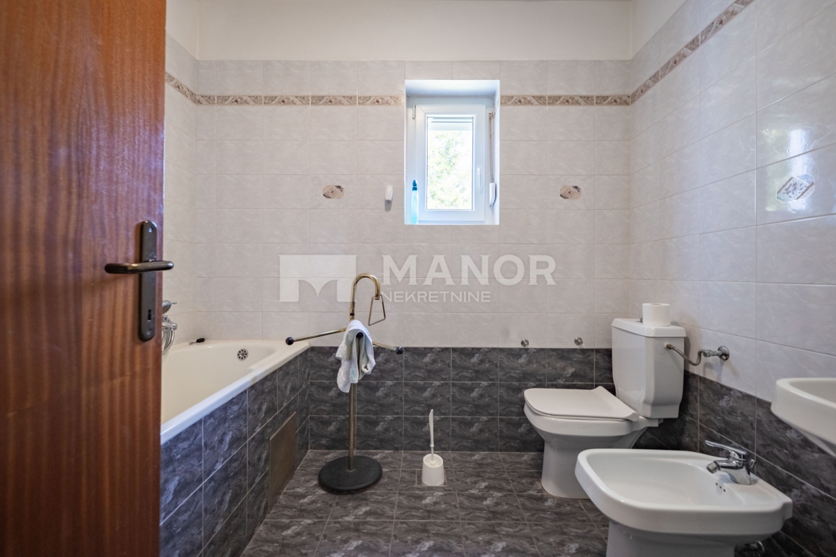 Appartamento Kostrena Sveta Lucija, Kostrena, 108m2