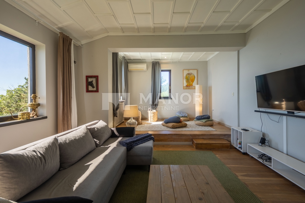 OPATIJA, VEPRINAC – Bella villa con piscina infinity e vista panoramica sul Quarnaro