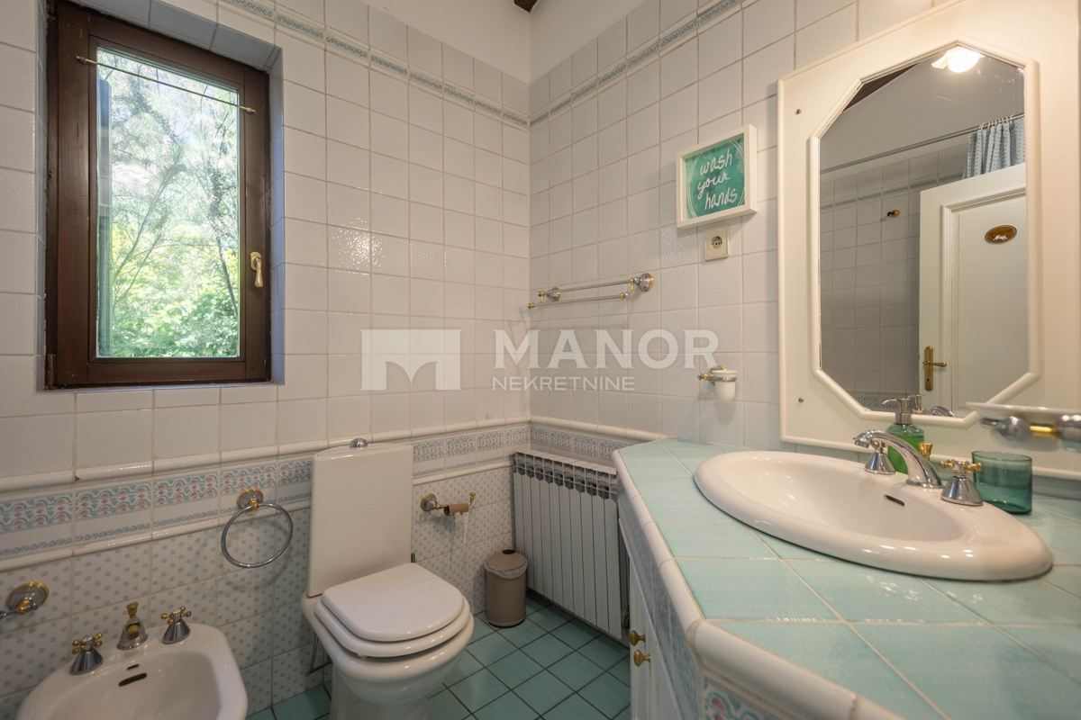 OPATIJA, VEPRINAC – Bella villa con piscina infinity e vista panoramica sul Quarnaro