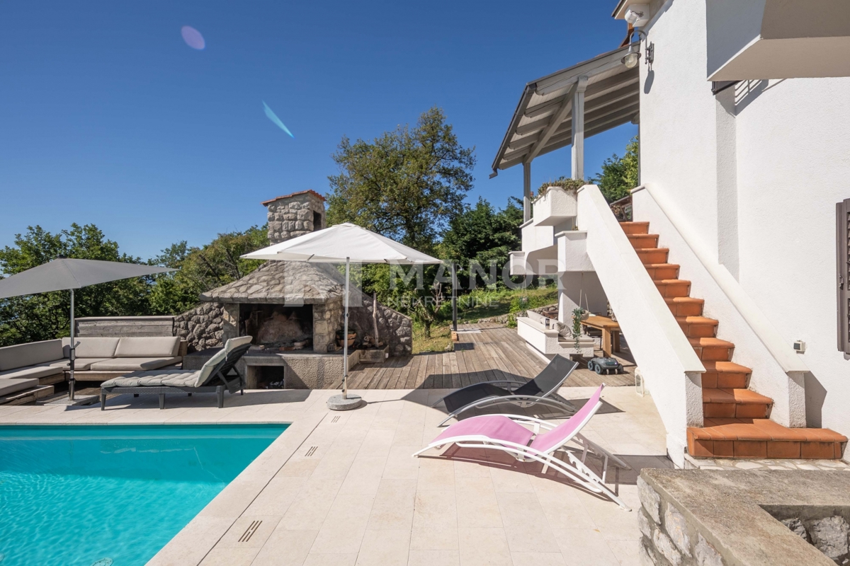 OPATIJA, VEPRINAC – Bella villa con piscina infinity e vista panoramica sul Quarnaro