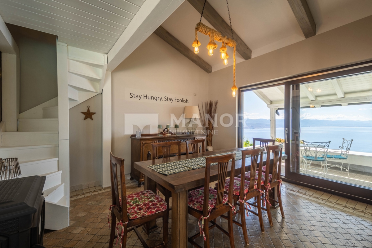 OPATIJA, VEPRINAC – Bella villa con piscina infinity e vista panoramica sul Quarnaro
