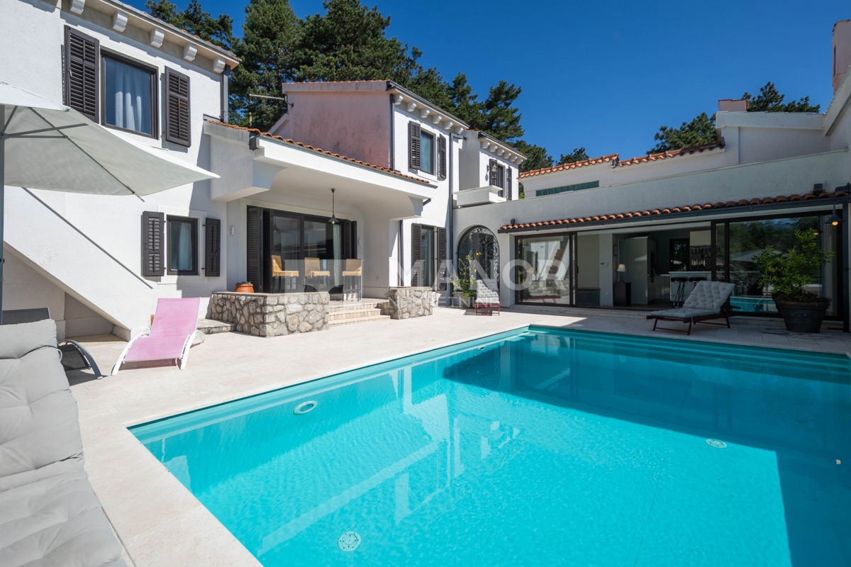 OPATIJA, VEPRINAC – Bella villa con piscina infinity e vista panoramica sul Quarnaro