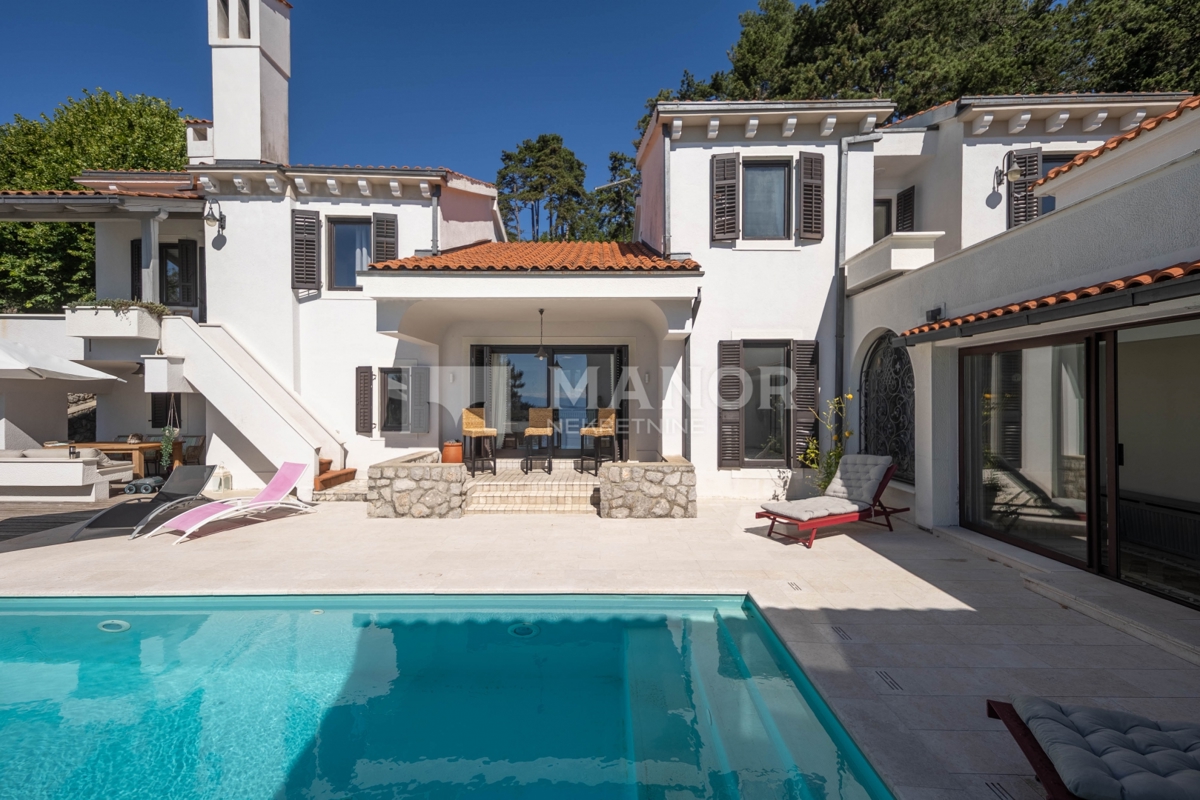 OPATIJA, VEPRINAC – Bella villa con piscina infinity e vista panoramica sul Quarnaro