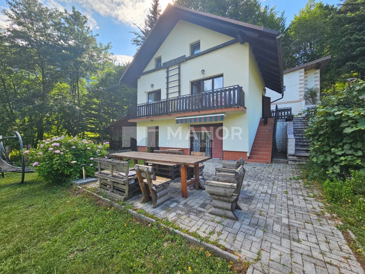 Casa Brod na Kupi, Delnice, 168m2