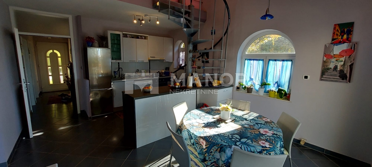 Casa Omišalj, 220m2