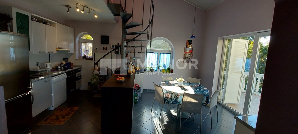 Casa Omišalj, 220m2