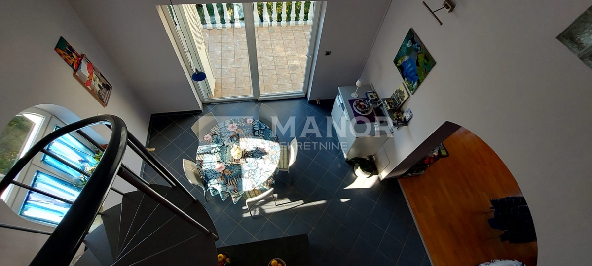 Casa Omišalj, 220m2