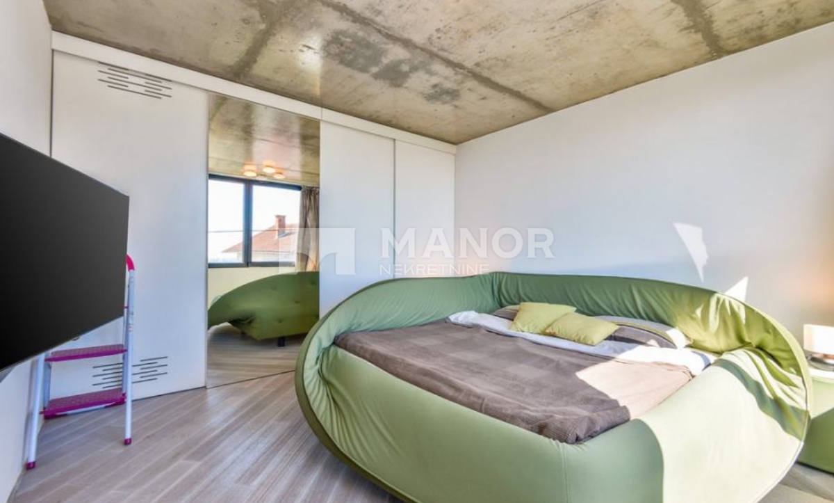 Casa Kloštar Ivanić, 273m2