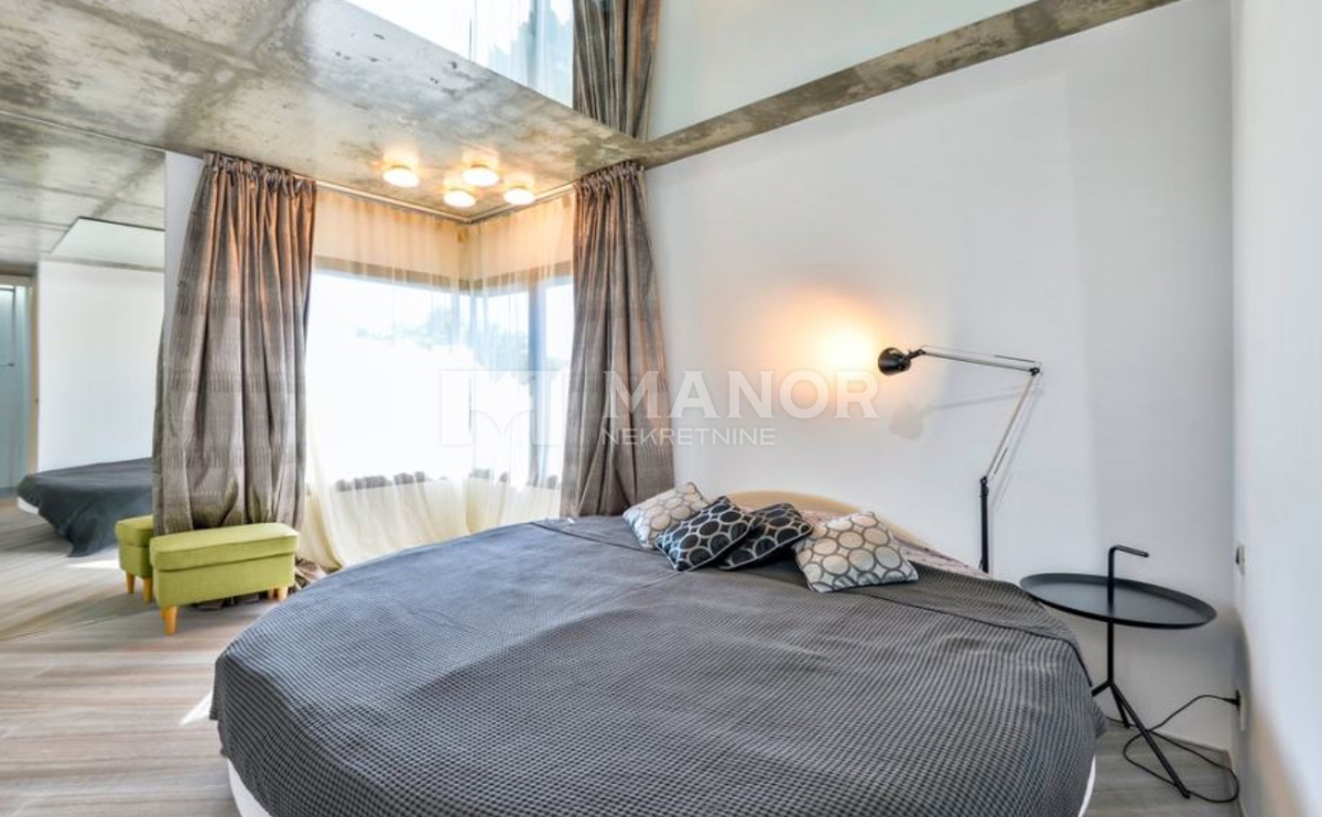 Casa Kloštar Ivanić, 273m2