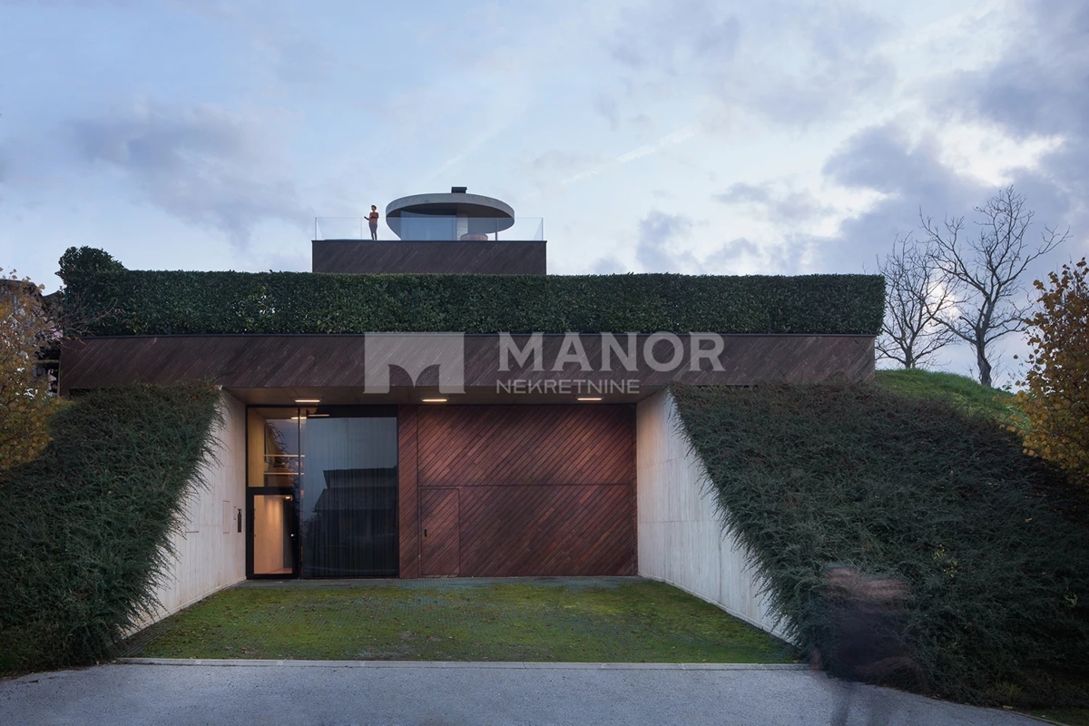 Casa Kloštar Ivanić, 273m2