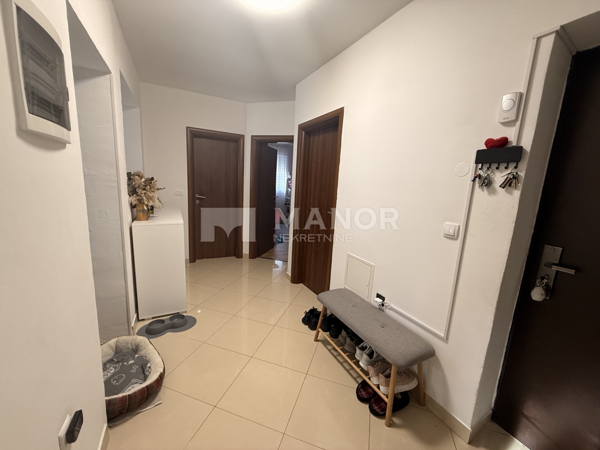 Appartamento Viškovo, 70m2