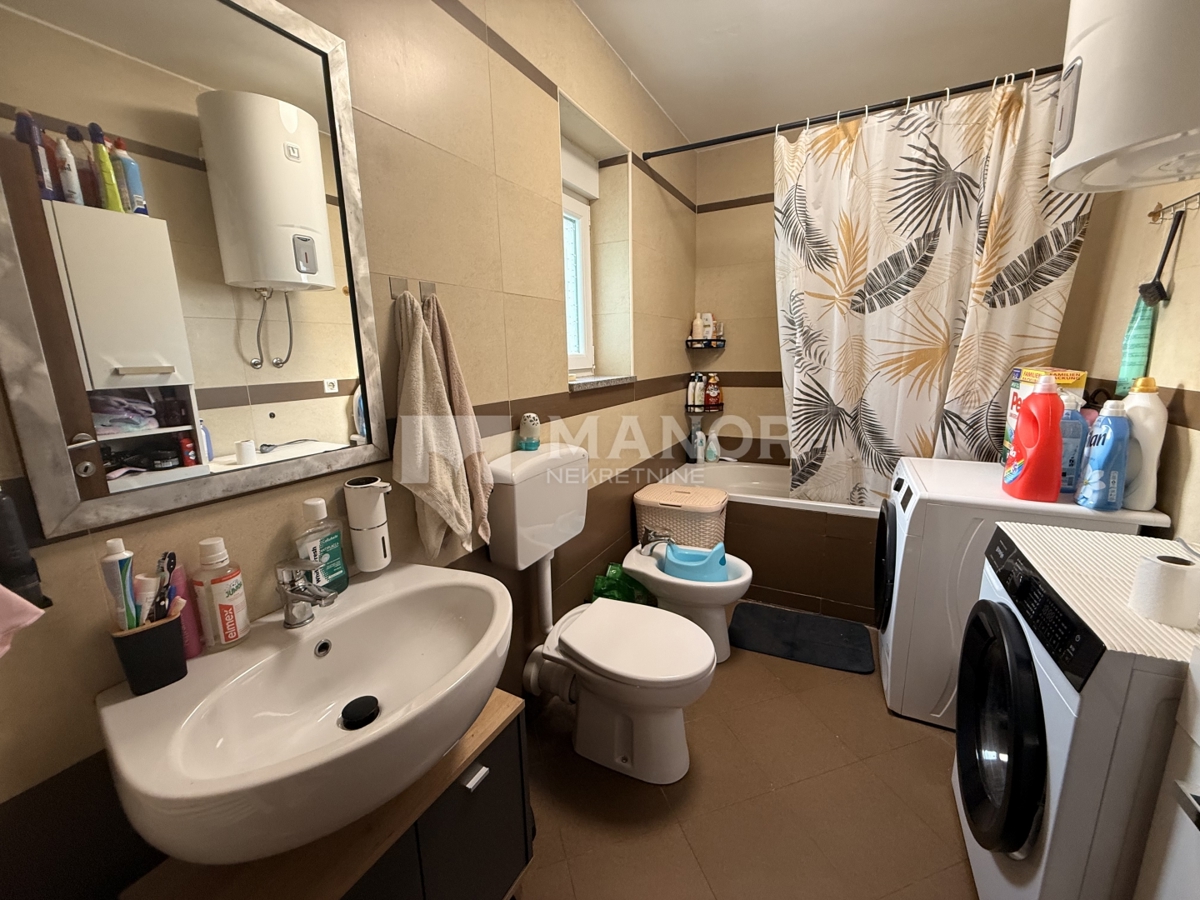 Appartamento Viškovo, 70m2