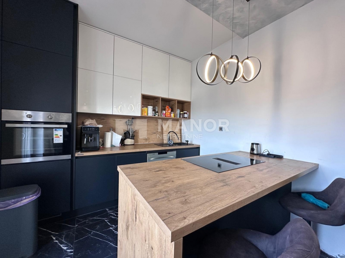 Casa Viškovo, 230m2