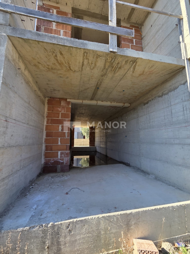 Terreno edificabile Krk, 558m2