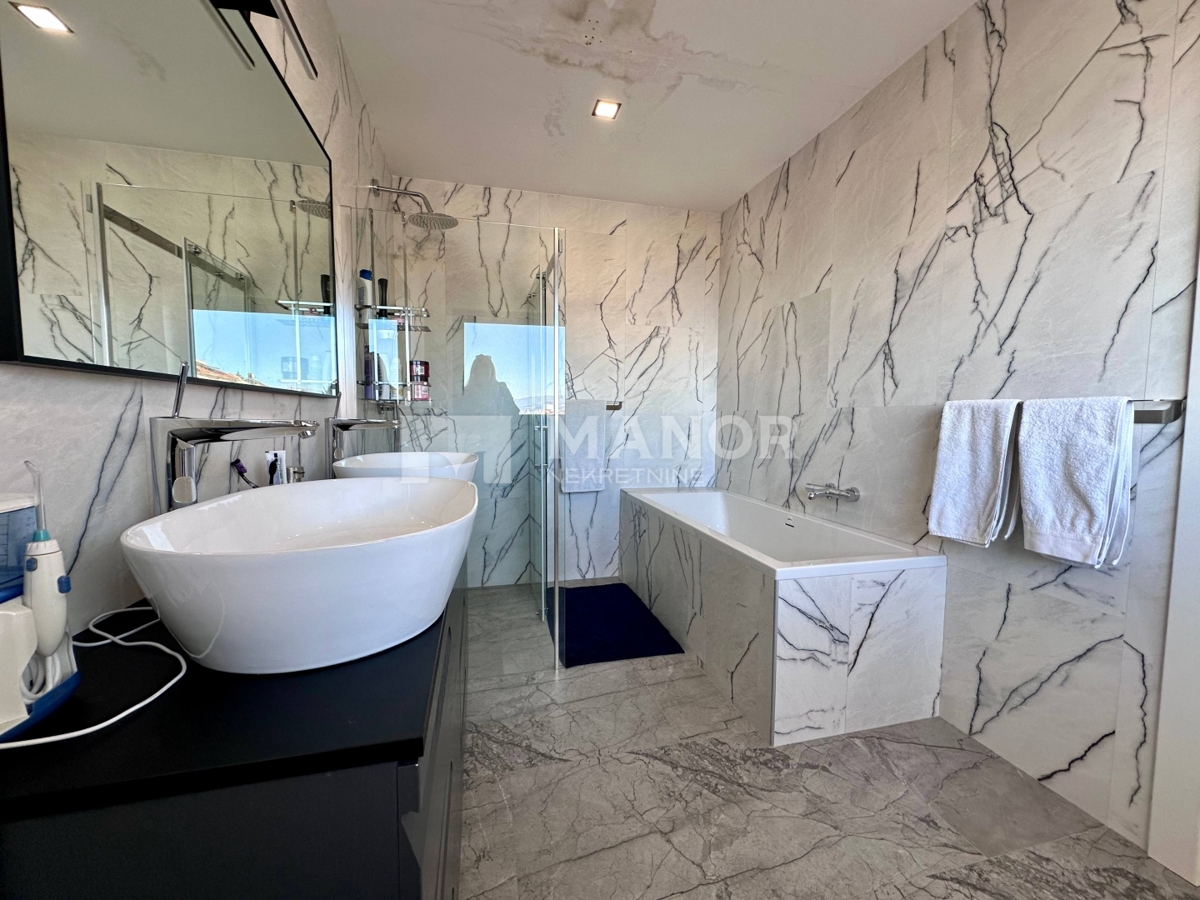 Appartamento Ičići, Opatija - Okolica, 100m2