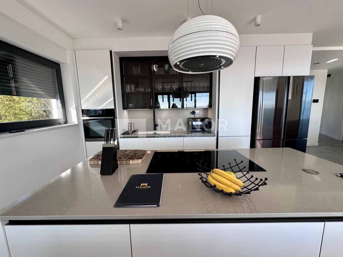 Appartamento Ičići, Opatija - Okolica, 100m2