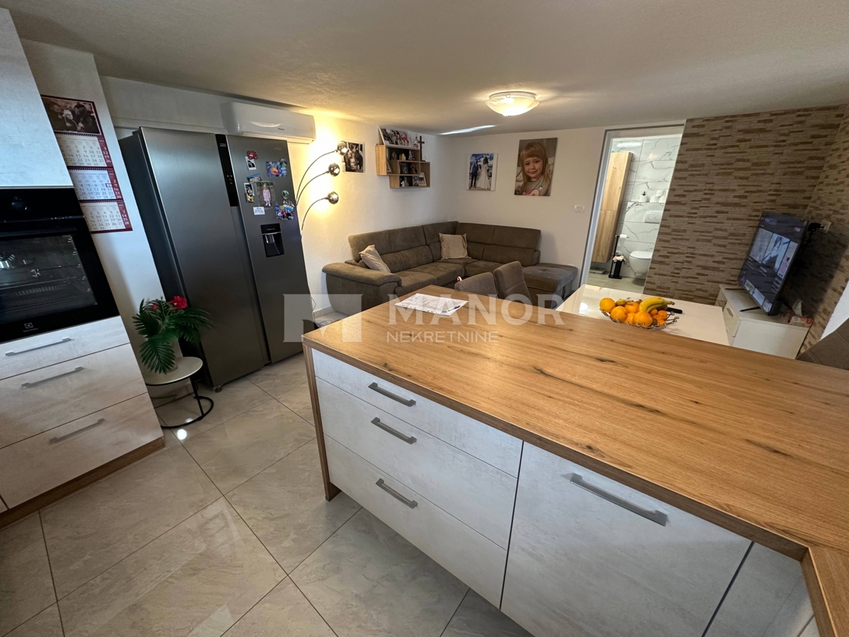 Appartamento Zamet, Rijeka, 43m2