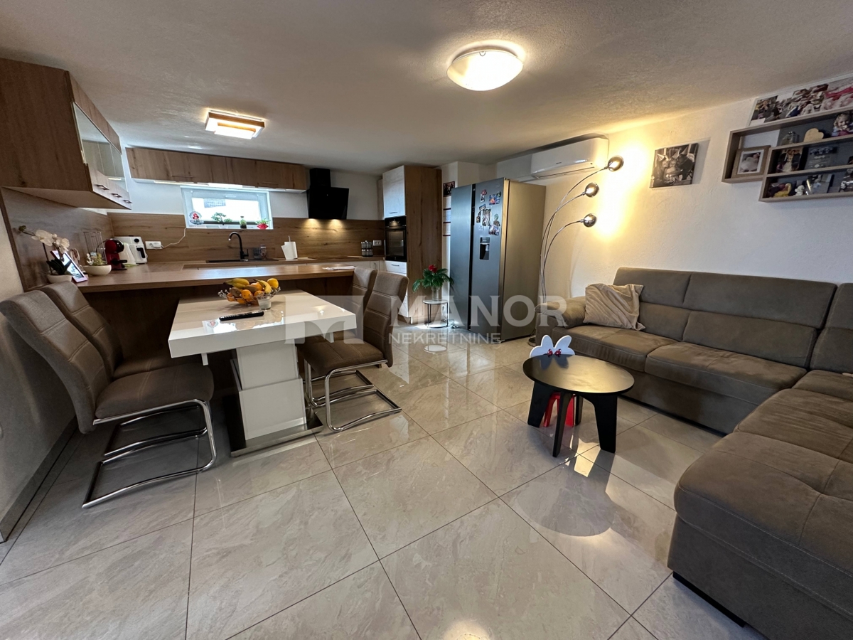 Appartamento Zamet, Rijeka, 43m2