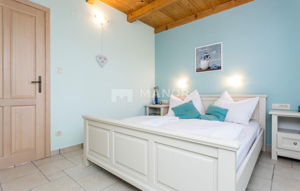 Casa Kras, Dobrinj, 140,63m2