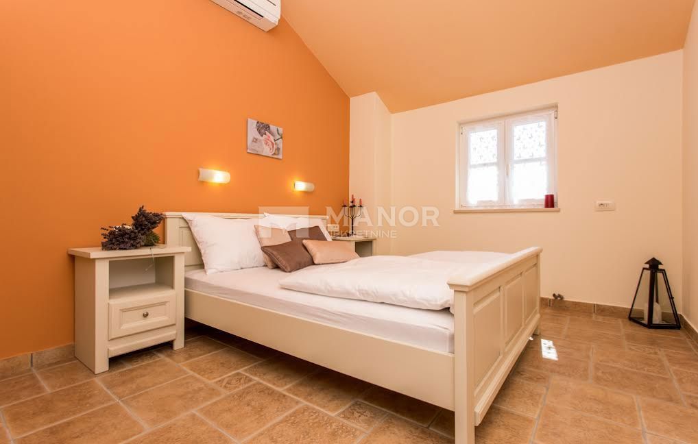 Casa Kras, Dobrinj, 140,63m2