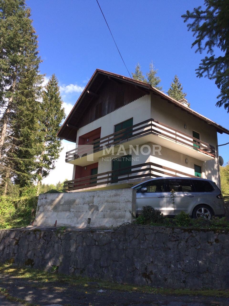 Casa Divjake, Skrad, 220m2