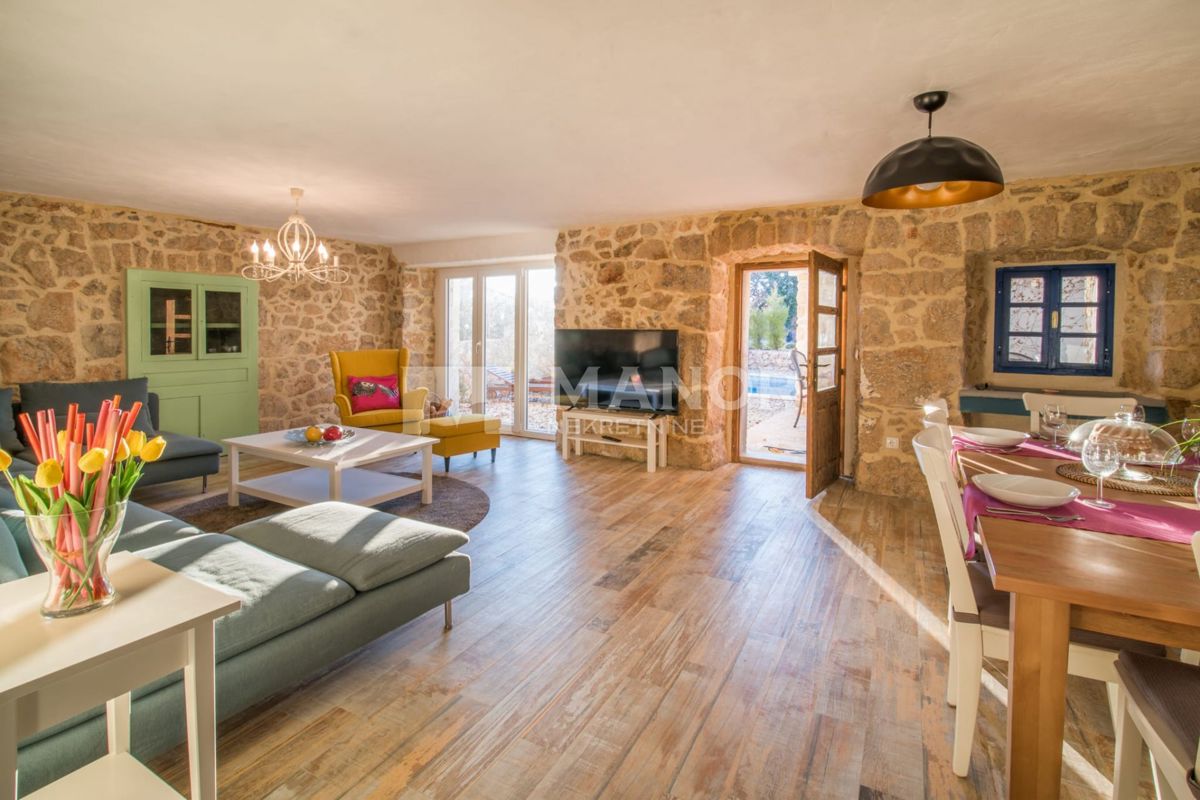 Casa Vrbnik, 160m2