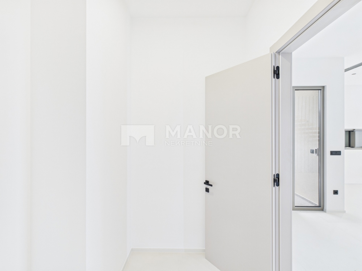 Casa Kostrena Sveta Lucija, Kostrena, 241m2