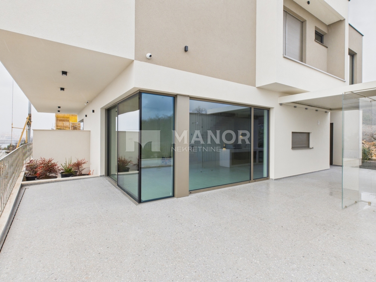 Casa Kostrena Sveta Lucija, Kostrena, 241m2