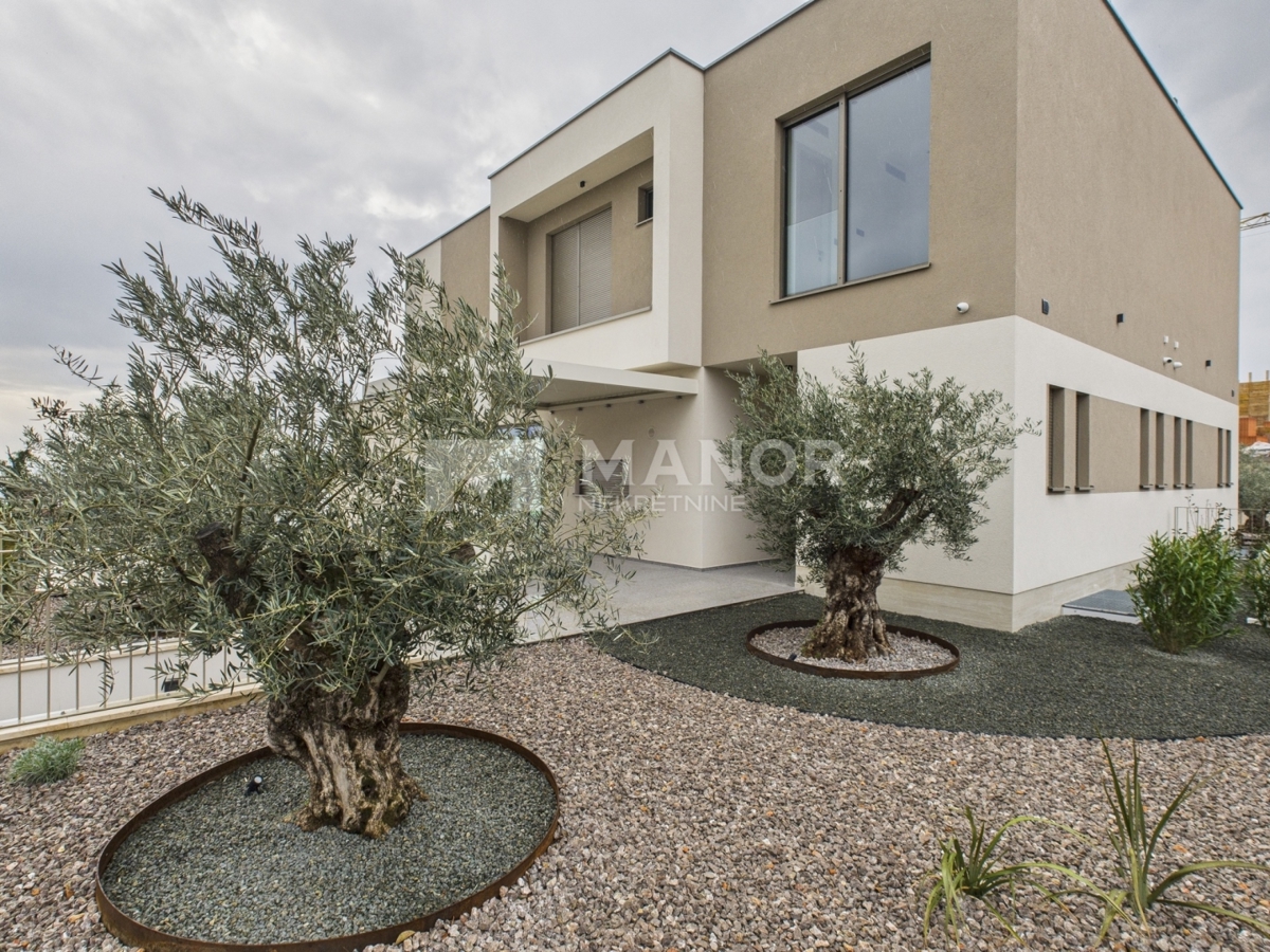 Casa Kostrena Sveta Lucija, Kostrena, 241m2