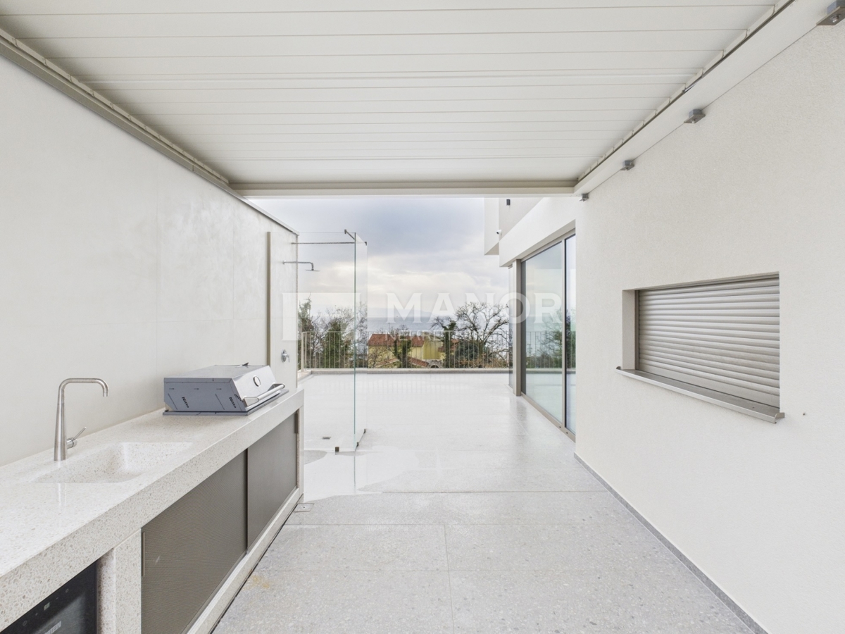 Casa Kostrena Sveta Lucija, Kostrena, 241m2