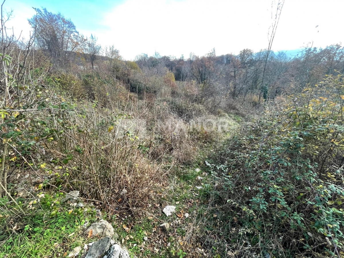 Terreno edificabile Mladenići, Viškovo, 1.614m2