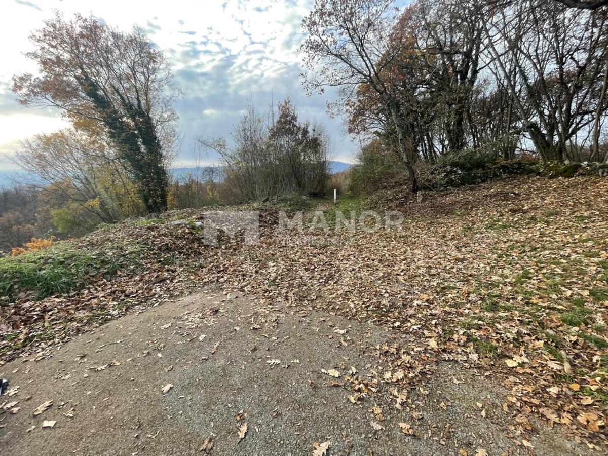 Terreno edificabile Mladenići, Viškovo, 1.614m2