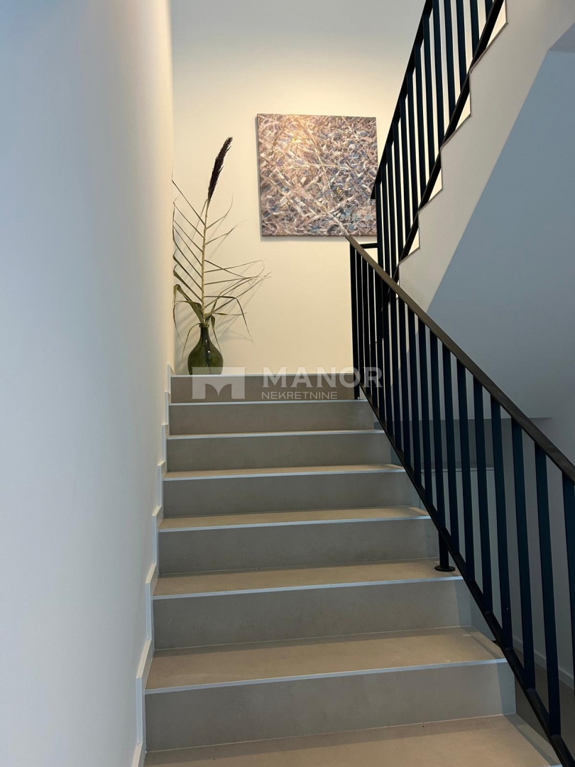 Casa Rovinjsko Selo, Rovinj, 225m2