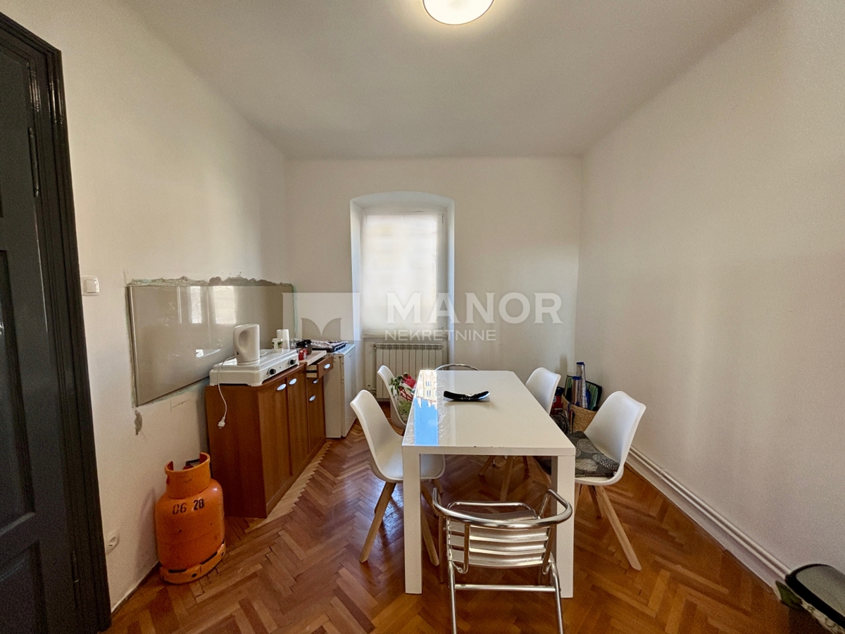 Appartamento Zamet, Rijeka, 63m2