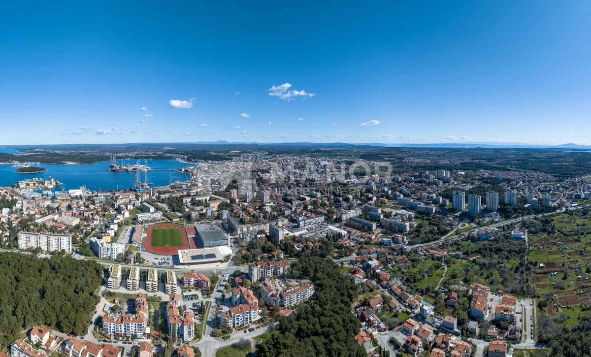 Appartamento Sv. Polikarp / Sisplac, Pula, 70m2