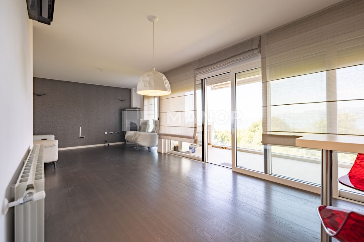 FIUME, MARČELJEVA DRAGA – Bellissimo appartamento con 3 camere da letto, soggiorno, parcheggio e vista, 97 m²